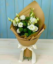 Букет цветов из:  Хризантемы и Лизиантусы в Шуе