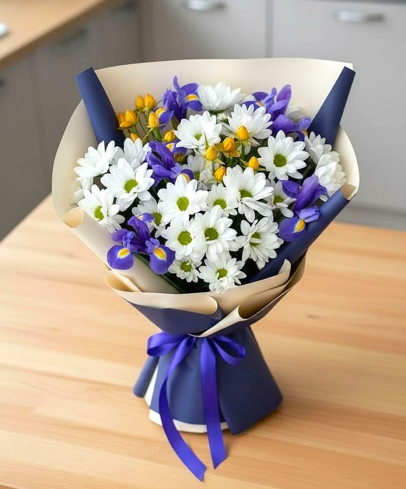 Букет цветов из: Розы, Ирисы и Хризантемы в Шуе