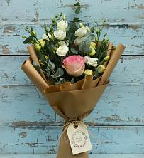 Букет цветов из:  Розы и Лизиантусы в Шуе